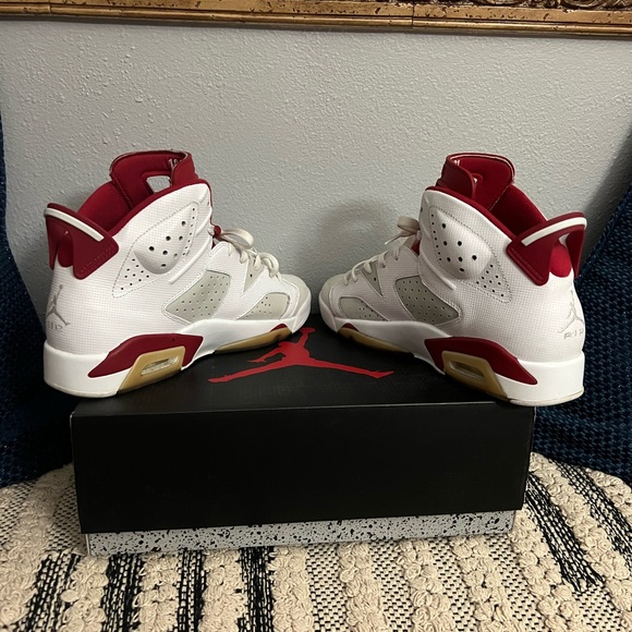 Jordan Retro 6 Size 9.5 - Picture 4 of 6